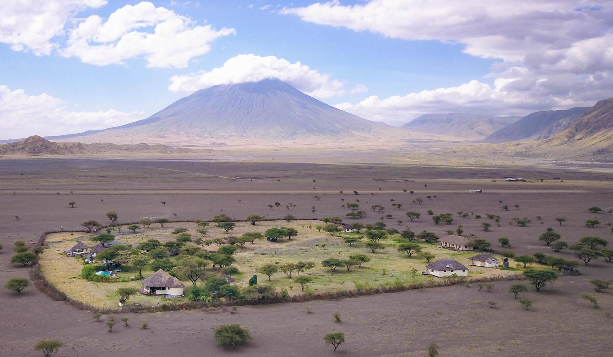 Lake Natron Maasai Giraffe Eco Lodge And Camping Mtowabaga Экстерьер фото