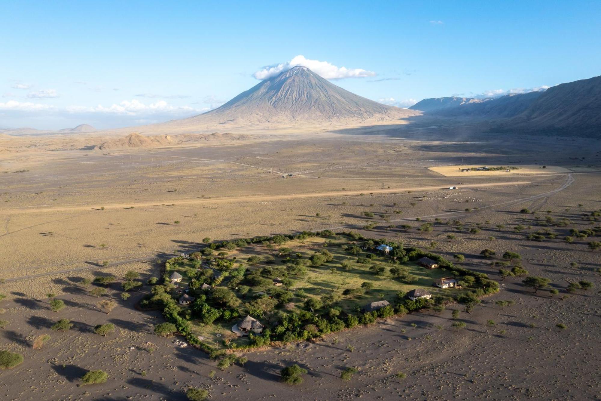 Lake Natron Maasai Giraffe Eco Lodge And Camping Mtowabaga Экстерьер фото